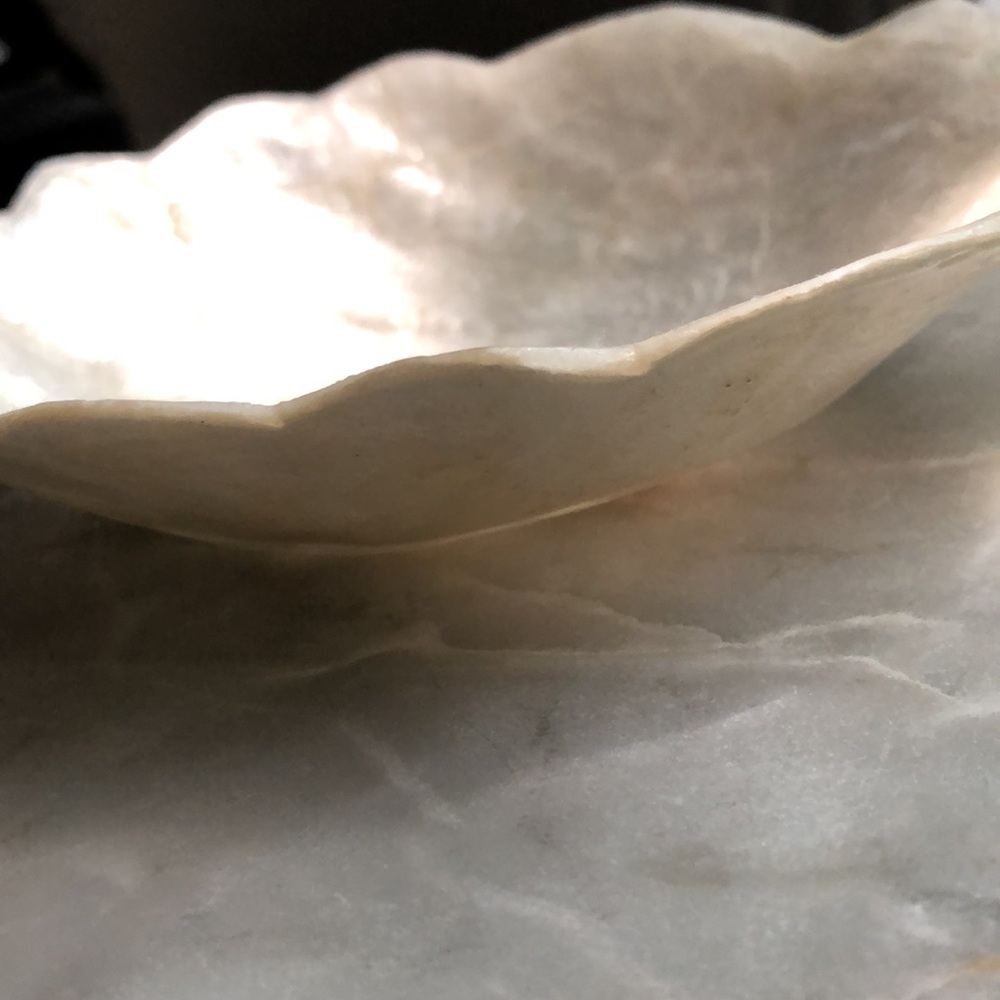 NEW Capiz shell jewelry or soap dish - Picture 4 of 7